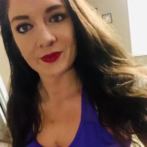 Meet your Posher, Elaina